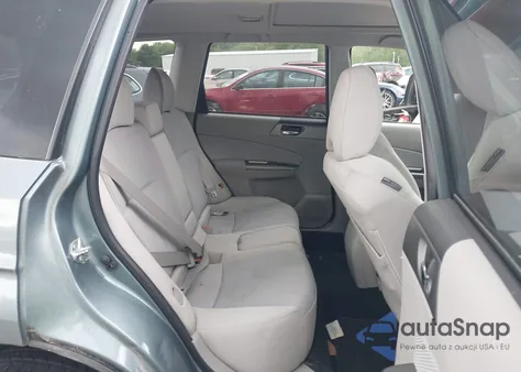 2012 Subaru Forester 2.5X Premium из США, поврежденный, VIN JF2SHADC6CH446639